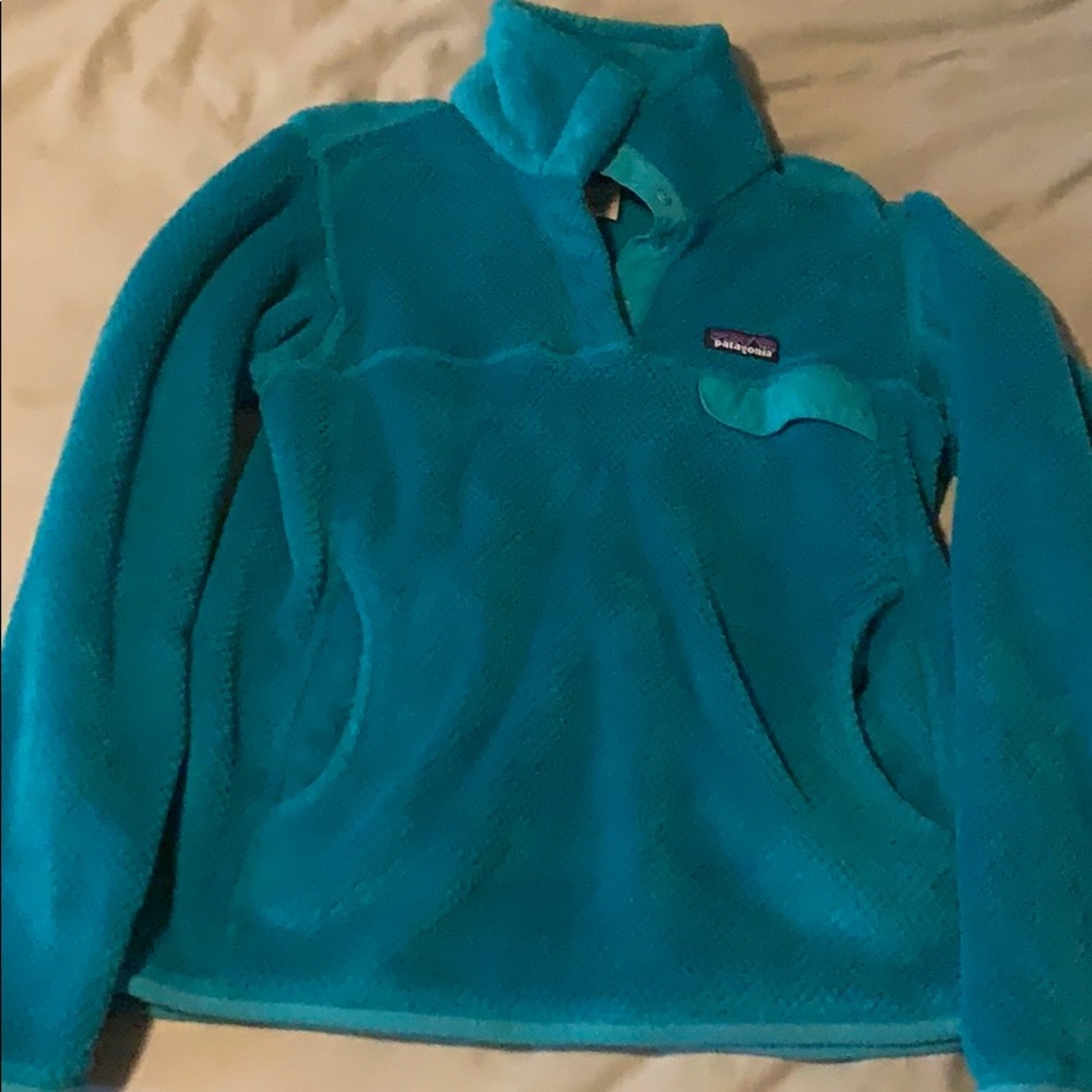 Pategonia teal pullover fleece